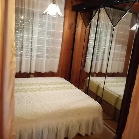 Kuca Za Odmor توزلا